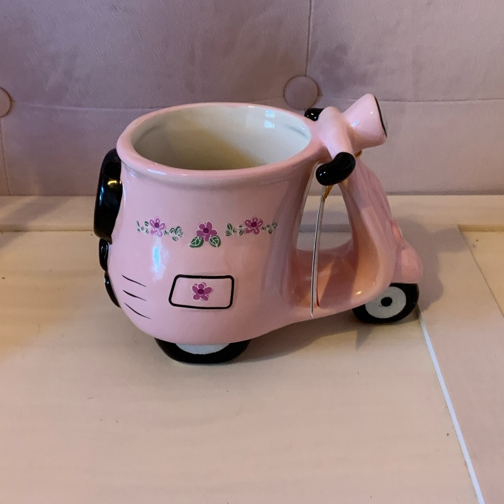 Adorable Pink Scooter Mug with Heart Detail